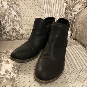 Women’s booties